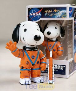 Snoopy NASA Artemis II Back to The Moon Pop! Figure