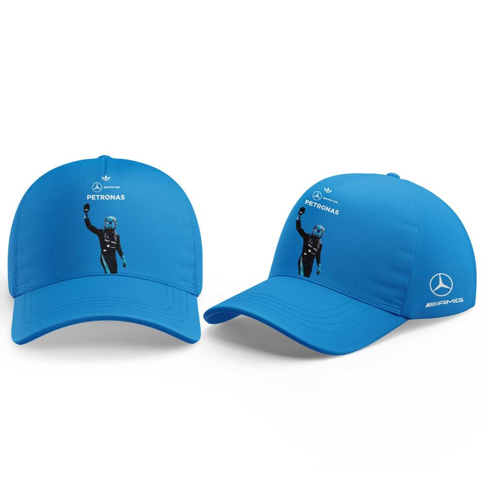 Mercedes-AMG PETRONAS F1 Team: Confidently striding alongside George Russell. Hoodie Mercedes-AMG PETRONAS F1 Team: Confidently striding alongside George Russell. Hoodie